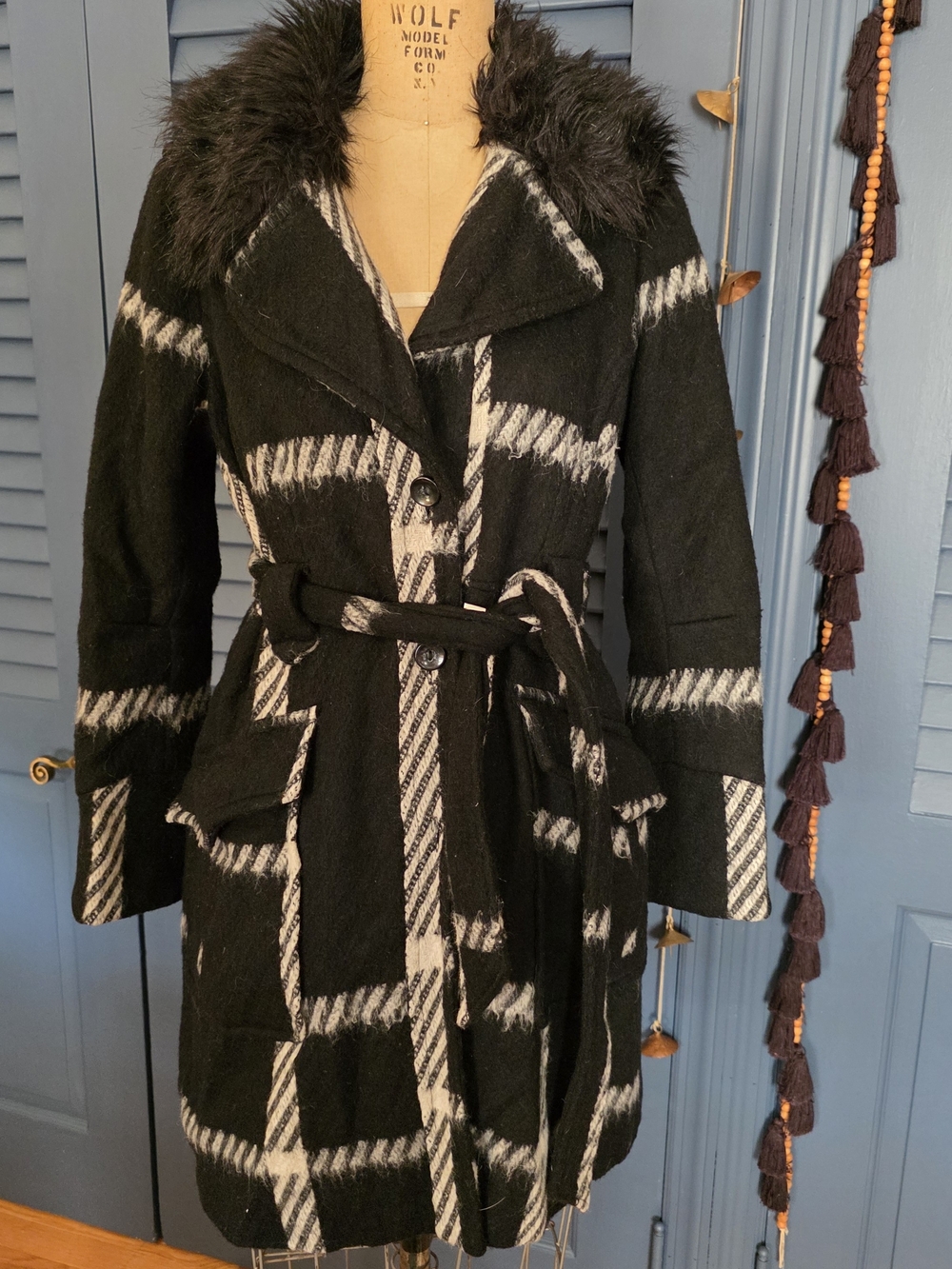 Black & White Plaid Faux-Fur Collar Belted Coat
